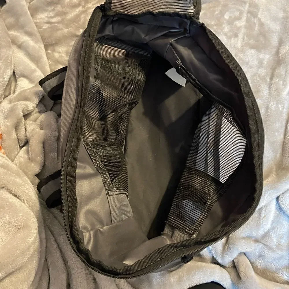 Small Zip Mesh Dog Carrier